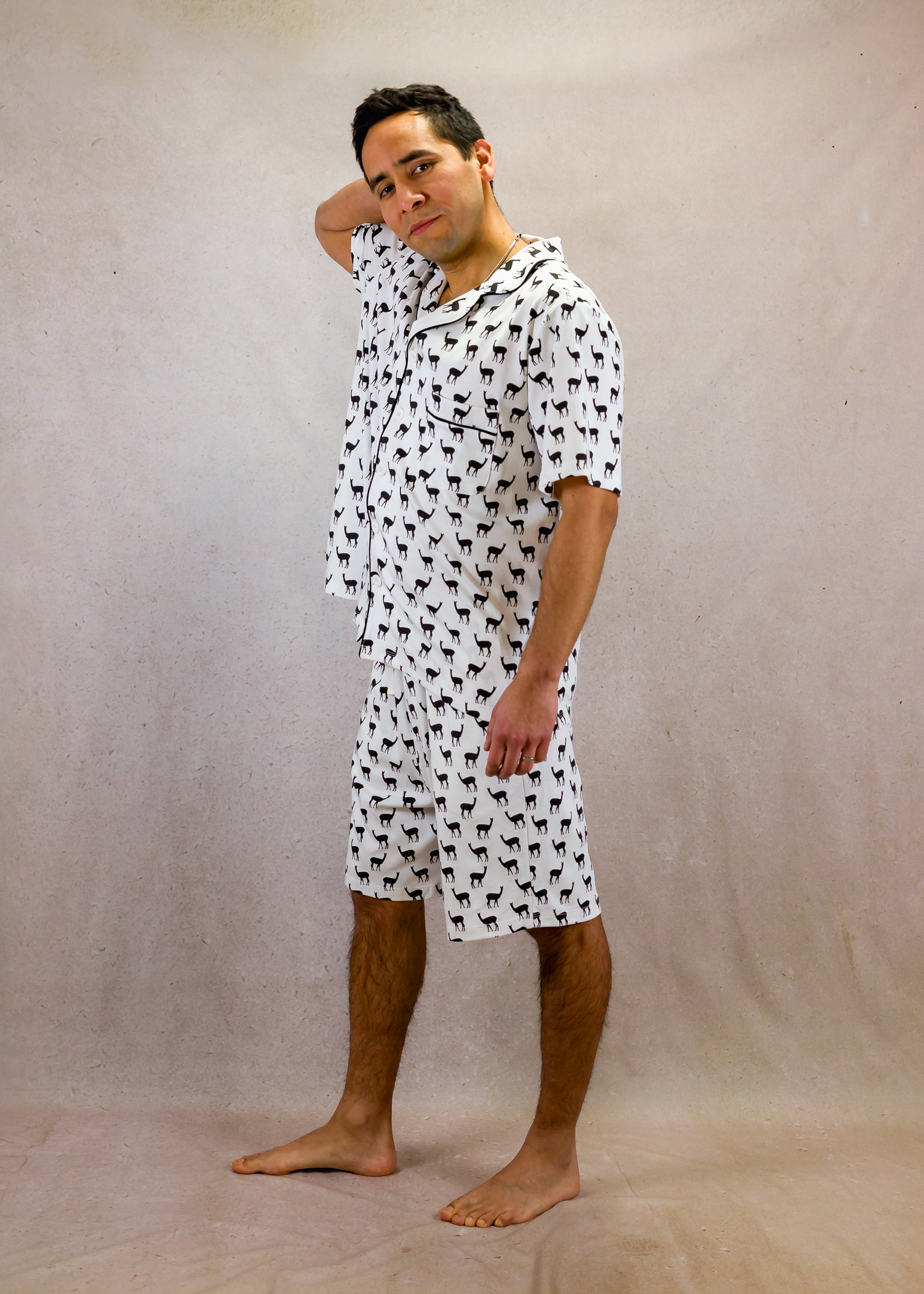 B&W vicunas set with short-sleeves top and short