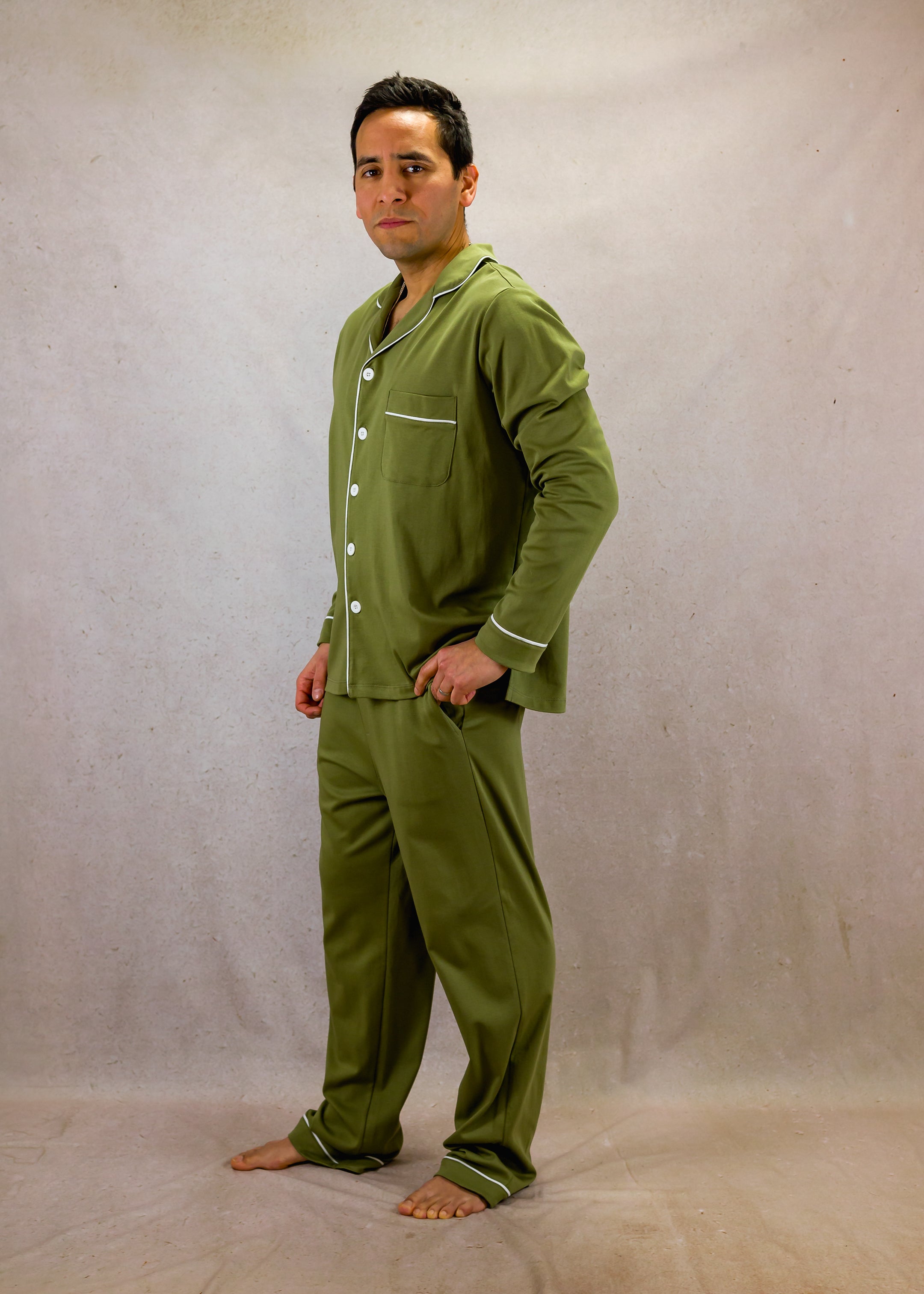 Olive green set with long-sleeves top and trouser
