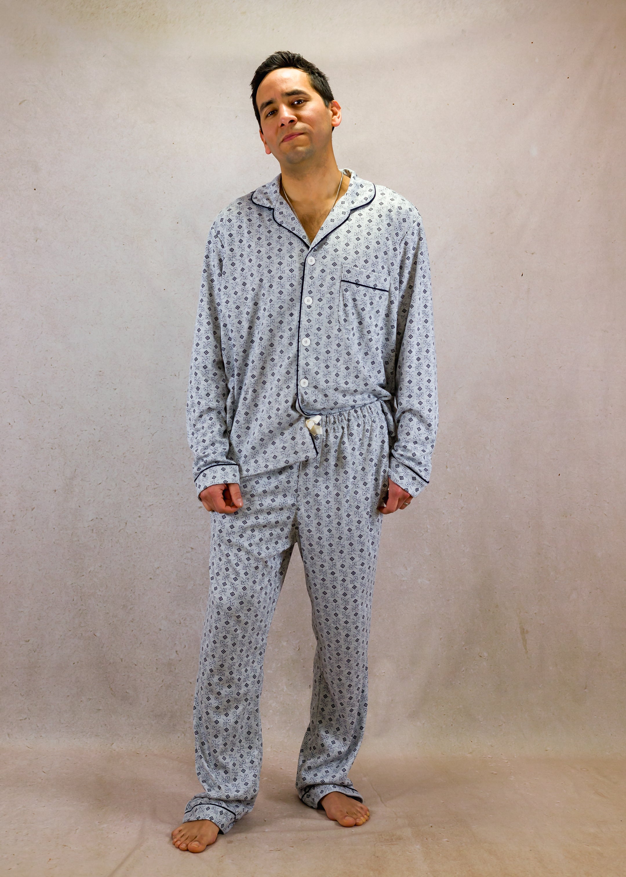 Grey squares set with long-sleeves top and trouser